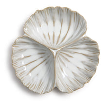 Load image into Gallery viewer, Shell Tidbit Dish