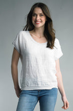 Load image into Gallery viewer, Linen Tee (Denim, Taupe, White)
