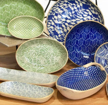 Load image into Gallery viewer, Terrafirma Nested Oval Bowl with Handles