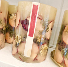 Load image into Gallery viewer, Spicy Apple Botanical Candle, 6.5"