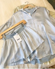 Load image into Gallery viewer, PJ Harlow Fran Satin Top with Collar (Morning Blue, Pearl)