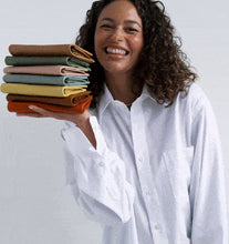 Load image into Gallery viewer, Eloise Leather Wallet (7 Colors)