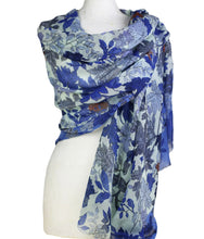 Load image into Gallery viewer, Sherwood Wool Scarf  (Green, Blue)