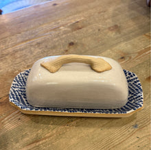Load image into Gallery viewer, Terrafirma Ceramics Butter Dish With Lid