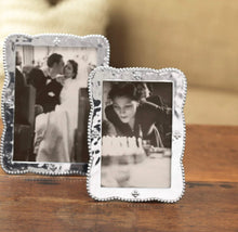Load image into Gallery viewer, Mariposa Sueno Silver Frame
