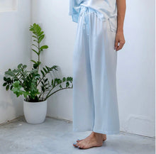 Load image into Gallery viewer, PJ Harlow Jolie Capri Satin Pant (Blush Pink, Pearl, Pale Blue, Morning Blue)
