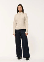 Load image into Gallery viewer, Curty Pullover Sweater (2 Colors)