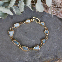Load image into Gallery viewer, Emilie Shapiro Guardian Path Aquamarine Bracelet