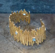 Load image into Gallery viewer, Emilie Shapiro Seascape Cuff Bracelet