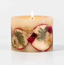 Load image into Gallery viewer, Spicy Apple Petite Botanical Candle