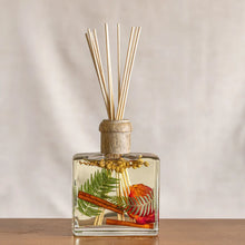 Load image into Gallery viewer, Spicy Apple Botanical Diffuser, 13oz