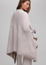 Load image into Gallery viewer, Barefoot Dreams CozyChic Blanket Stitch Wrap