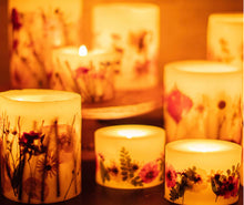 Load image into Gallery viewer, Black Currant & Bay Botanical Candle,  6.5" (Retired Scent)