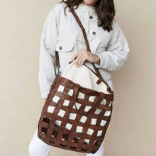 Load image into Gallery viewer, Latico Leathers Paloma Tote Crossbody