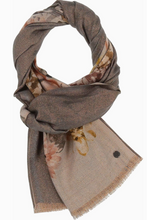 Load image into Gallery viewer, Reversible Metallic Floral Wrap