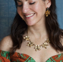 Load image into Gallery viewer, Emilie Shapiro Starflower Necklace