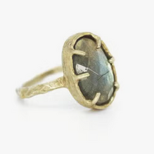 Load image into Gallery viewer, Emilie Shapiro Goddess Labradorite Ring