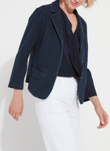 Load image into Gallery viewer, Lysse Della Denim Cropped Blazer - Indigo