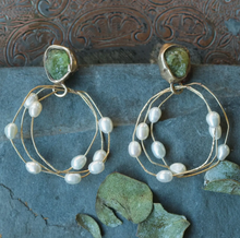 Load image into Gallery viewer, Emilie Shapiro Water Lily Hoop Earrings