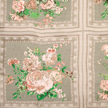 Load image into Gallery viewer, Rose Beige Short Kimono