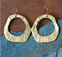 Load image into Gallery viewer, Emilie Shapiro Whirlpool Earrings
