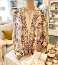 Load image into Gallery viewer, Floral Arch Print Short Kimono
