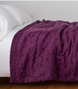 Bella Notte Linens Ines Throw Blanket