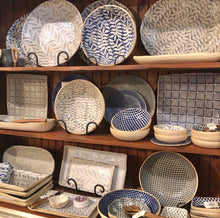 Load image into Gallery viewer, Terrafirma Ceramics Medium Serving Dish (9 Styles)