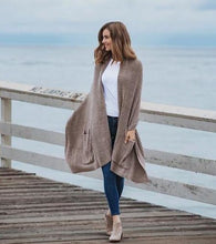 Load image into Gallery viewer, Barefoot Dreams CozyChic Lite Travel Shawl
