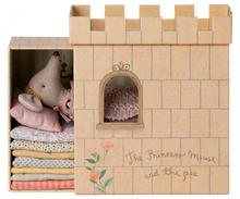 Load image into Gallery viewer, Maileg Princess and the Pea Set