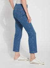 Load image into Gallery viewer, Lysse Ankle Denim Baby Bootcut -Mid Wash Denim