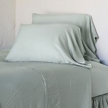 Load image into Gallery viewer, Bella Notte Linens Madera Luxe Fitted Sheet
