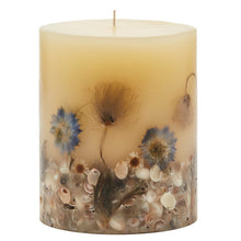 Load image into Gallery viewer, Coastal Vanilla Botanical Candle, 5.5&quot;
