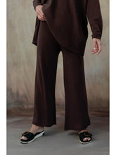 Load image into Gallery viewer, Cleo Knit Pants (Espresso, Taupe, Grey Heather)
