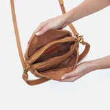 Load image into Gallery viewer, HOBO Starr Convertible Shoulder Bag, Sandstorm
