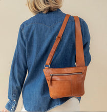 Load image into Gallery viewer, Arden Crossbody Bag, Cognac

