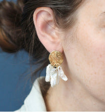 Load image into Gallery viewer, Emilie Shapiro Gardenia Earrings
