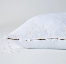 Load image into Gallery viewer, IN STOCK Bella Notte Linens Lynette 15x24 Throw Pillow, White
