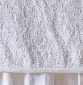 IN STOCK Bella Notte Linens Adele Coverlet  (White, Cloud)