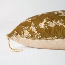 Load image into Gallery viewer, IN STOCK Bella Notte Linens Lynette Euro Sham, 27x27
