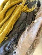 Load image into Gallery viewer, Alpaca Rustic Scarf (4 colors)
