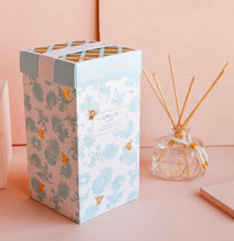 Load image into Gallery viewer, Lollia Wish Perfumed Reed Diffuser
