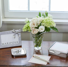Load image into Gallery viewer, Mariposa Bow Frame, Horizontal

