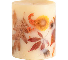 Load image into Gallery viewer, Harvest Pumpkin Botanical Candle, 5.5&quot;
