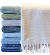 Load image into Gallery viewer, Classic Grain of Rice Woven Throw (8 Colors)
