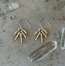 Load image into Gallery viewer, Emilie Shapiro Mini Sunbeam Earrings
