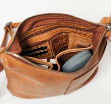 Load image into Gallery viewer, Kerry Leather Crossbody (2 Colors)
