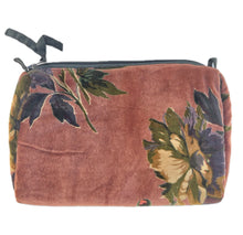 Load image into Gallery viewer, Rome Velvet Pouch (6 Styles)
