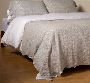 Bella Notte Linens Allora Bed Scarf