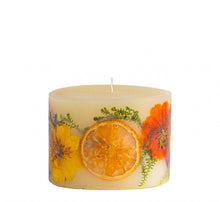 Load image into Gallery viewer, Sugared Citrus Petite Oval Botanical Candle
